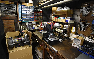 Grinding and Sanding Area