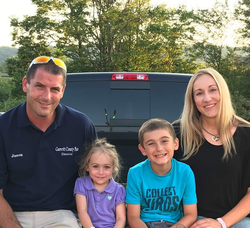 Jason Vansickle with family